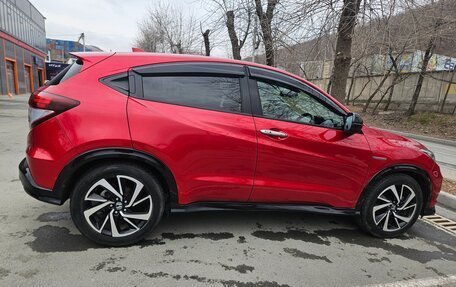 Honda Vezel, 2017 год, 1 300 000 рублей, 13 фотография