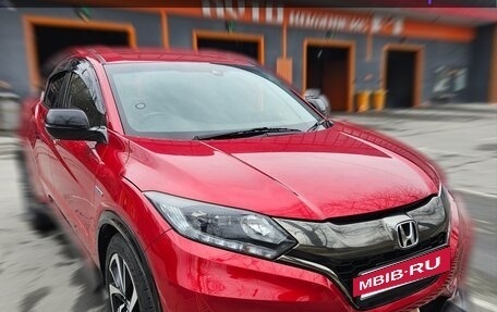 Honda Vezel, 2017 год, 1 300 000 рублей, 2 фотография