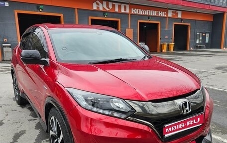 Honda Vezel, 2017 год, 1 300 000 рублей, 8 фотография