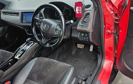 Honda Vezel, 2017 год, 1 300 000 рублей, 32 фотография
