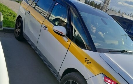Citroen C4 Picasso II рестайлинг, 2017 год, 830 000 рублей, 2 фотография