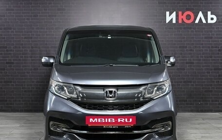 Honda Stepwgn IV, 2017 год, 2 290 000 рублей, 2 фотография