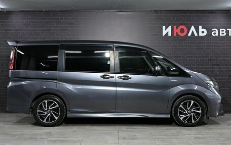Honda Stepwgn IV, 2017 год, 2 290 000 рублей, 8 фотография