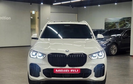 BMW X5, 2022 год, 6 499 696 рублей, 2 фотография