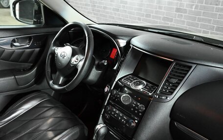 Infiniti FX II, 2009 год, 1 800 000 рублей, 11 фотография