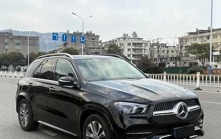 Mercedes-Benz GLE, 2022 год, 5 621 696 рублей, 3 фотография