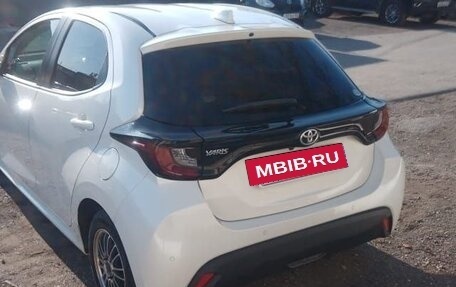 Toyota Yaris, 2020 год, 1 020 000 рублей, 8 фотография
