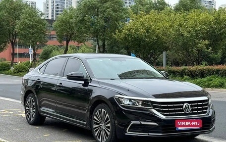 Volkswagen Passat B8 рестайлинг, 2021 год, 1 630 000 рублей, 3 фотография