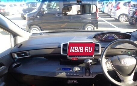 Honda Freed I, 2016 год, 836 000 рублей, 5 фотография