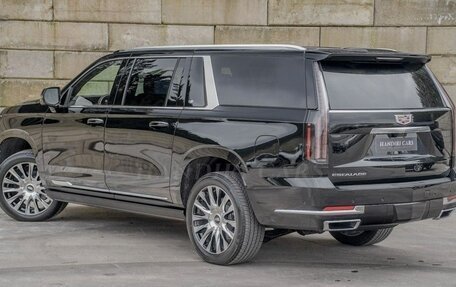 Cadillac Escalade V, 2025 год, 21 080 000 рублей, 9 фотография