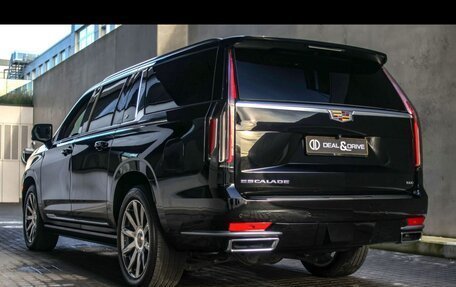 Cadillac Escalade V, 2022 год, 14 910 000 рублей, 5 фотография