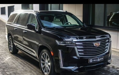 Cadillac Escalade V, 2022 год, 14 910 000 рублей, 3 фотография