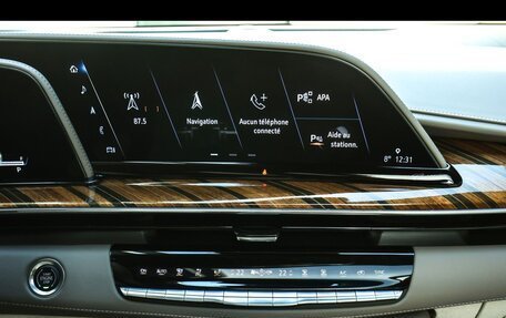 Cadillac Escalade V, 2022 год, 14 910 000 рублей, 12 фотография