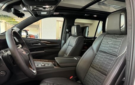 Cadillac Escalade V, 2025 год, 20 530 000 рублей, 10 фотография