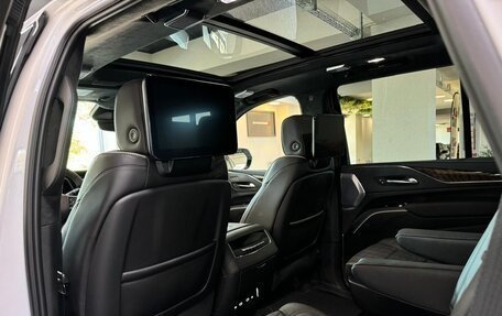 Cadillac Escalade V, 2025 год, 20 530 000 рублей, 14 фотография