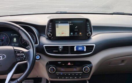 Hyundai Tucson III, 2018 год, 2 050 000 рублей, 10 фотография