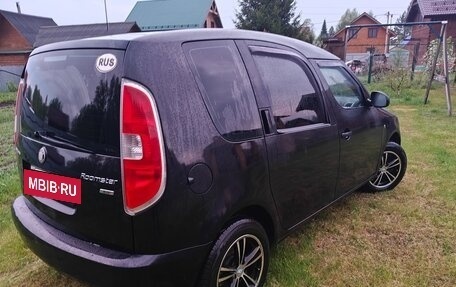 Skoda Roomster, 2008 год, 500 000 рублей, 24 фотография
