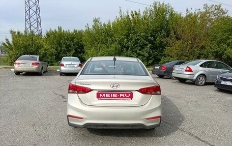 Hyundai Solaris II рестайлинг, 2018 год, 1 300 000 рублей, 3 фотография