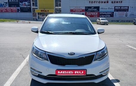 KIA Rio III рестайлинг, 2016 год, 750 000 рублей, 2 фотография