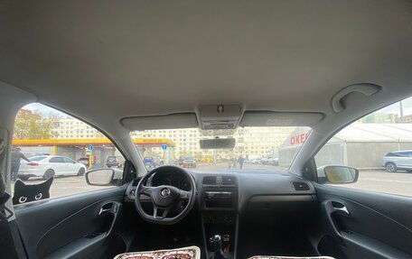 Volkswagen Polo VI (EU Market), 2016 год, 650 000 рублей, 11 фотография