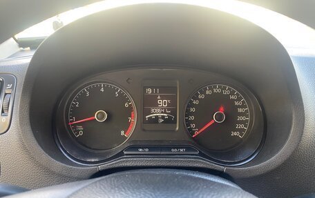 Volkswagen Polo VI (EU Market), 2016 год, 650 000 рублей, 15 фотография