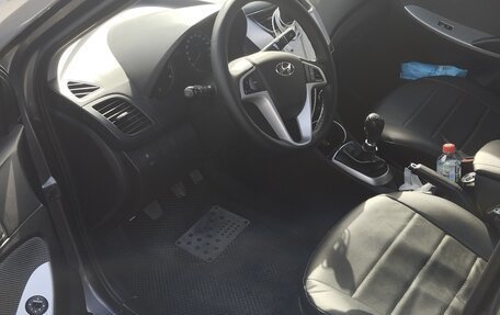 Hyundai Solaris II рестайлинг, 2014 год, 950 000 рублей, 9 фотография