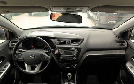 KIA Rio III рестайлинг, 2013 год, 750 000 рублей, 17 фотография