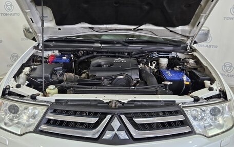 Mitsubishi Pajero Sport II рестайлинг, 2013 год, 1 778 000 рублей, 9 фотография