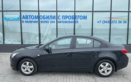 Chevrolet Cruze II, 2010 год, 628 000 рублей, 2 фотография
