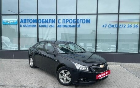 Chevrolet Cruze II, 2010 год, 628 000 рублей, 7 фотография