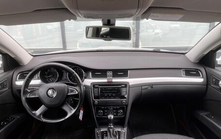 Skoda Superb III рестайлинг, 2013 год, 1 125 000 рублей, 10 фотография