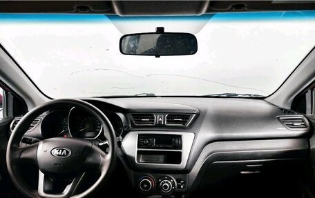 KIA Rio III рестайлинг, 2014 год, 700 000 рублей, 14 фотография