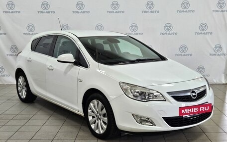 Opel Astra J, 2011 год, 657 000 рублей, 3 фотография