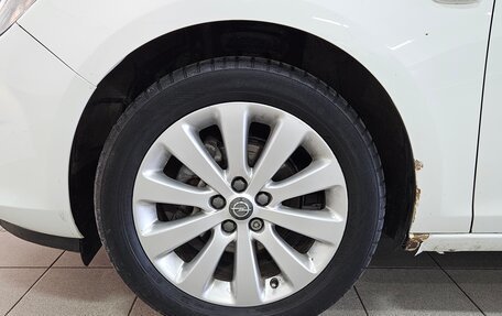 Opel Astra J, 2011 год, 657 000 рублей, 18 фотография