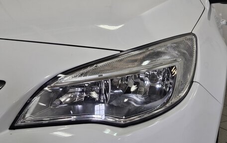 Opel Astra J, 2011 год, 657 000 рублей, 17 фотография