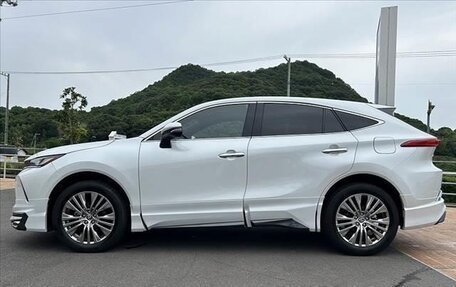 Toyota Harrier, 2021 год, 2 546 000 рублей, 2 фотография