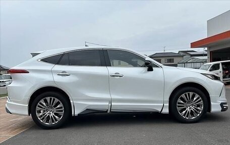 Toyota Harrier, 2021 год, 2 546 000 рублей, 6 фотография