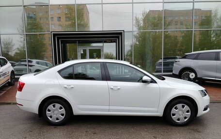 Skoda Octavia, 2020 год, 1 550 000 рублей, 8 фотография