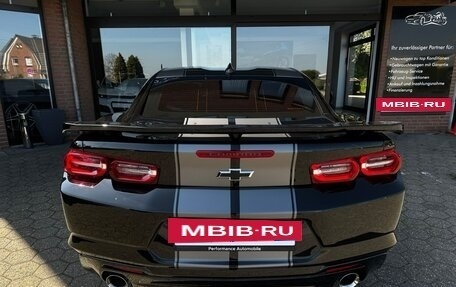 Chevrolet Camaro VI, 2022 год, 3 250 000 рублей, 5 фотография