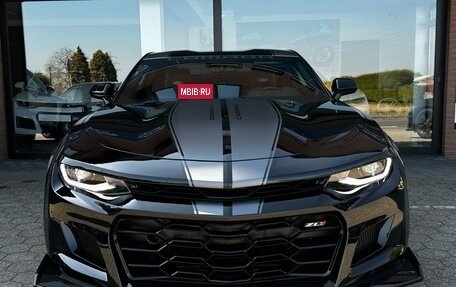 Chevrolet Camaro VI, 2022 год, 3 250 000 рублей, 2 фотография