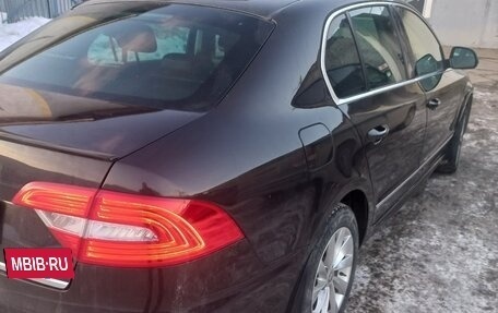 Skoda Superb III рестайлинг, 2013 год, 1 100 000 рублей, 8 фотография