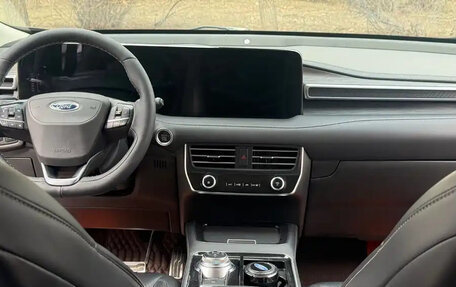 Ford Edge II рестайлинг, 2021 год, 2 400 000 рублей, 8 фотография