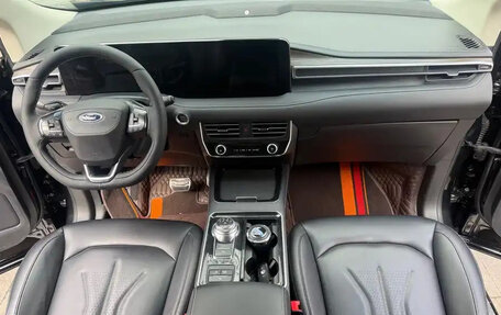 Ford Edge II рестайлинг, 2021 год, 2 400 000 рублей, 7 фотография