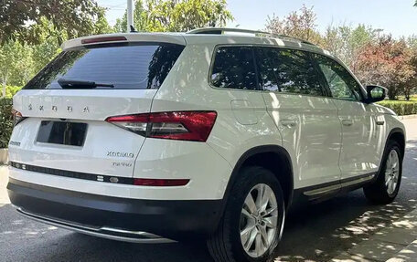 Skoda Kodiaq I, 2020 год, 2 345 810 рублей, 4 фотография