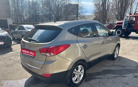 Hyundai ix35 I рестайлинг, 2010 год, 950 000 рублей, 4 фотография