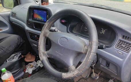 Toyota Town Ace III, 2002 год, 400 000 рублей, 5 фотография