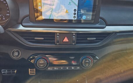 KIA Cerato IV, 2020 год, 2 100 000 рублей, 15 фотография