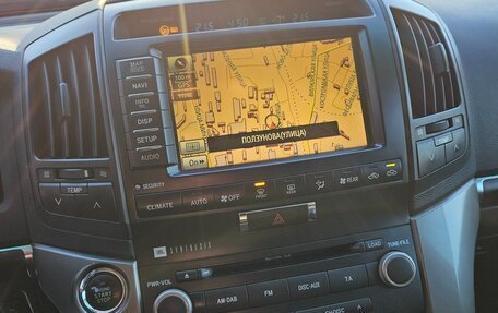 Toyota Land Cruiser 200, 2011 год, 3 700 000 рублей, 8 фотография