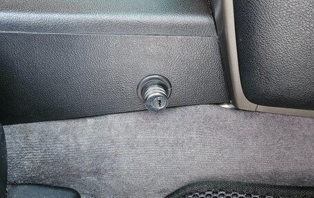 Toyota Land Cruiser 200, 2011 год, 3 700 000 рублей, 20 фотография