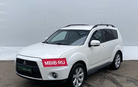 Mitsubishi Outlander III рестайлинг 3, 2012 год, 990 000 рублей, 1 фотография